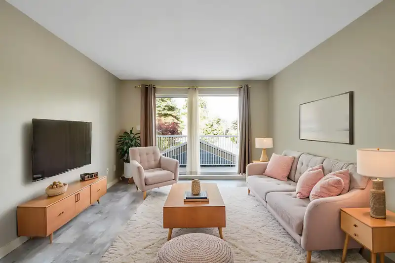 102 2750 FULLER STREET - photo 3 of 17