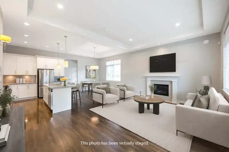 5036 SPRINGS BOULEVARD - photo 4 of 37