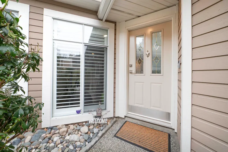 67 2500 152 STREET - photo 2 of 25