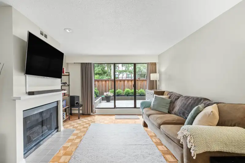 102 708 EIGHTH AVENUE - photo 1 of 24