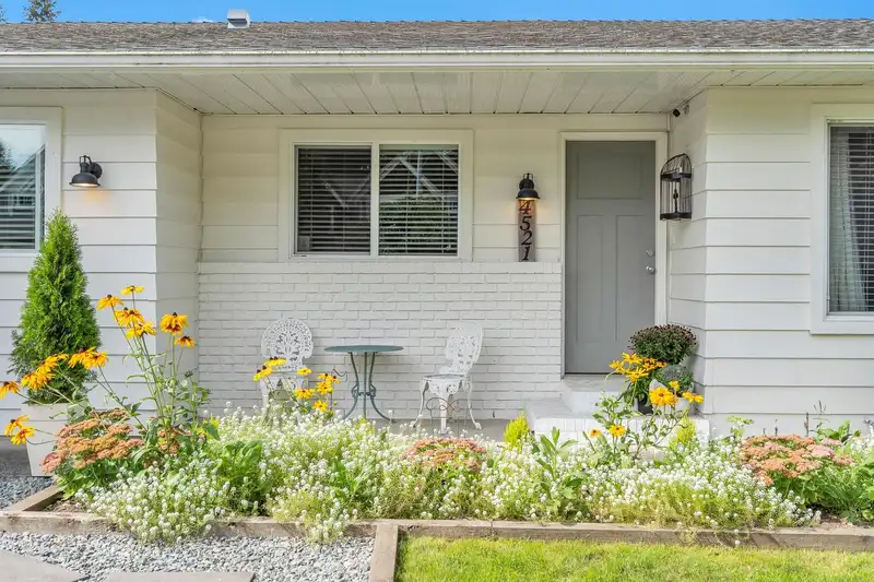 4521 207A STREET - photo 2 of 40