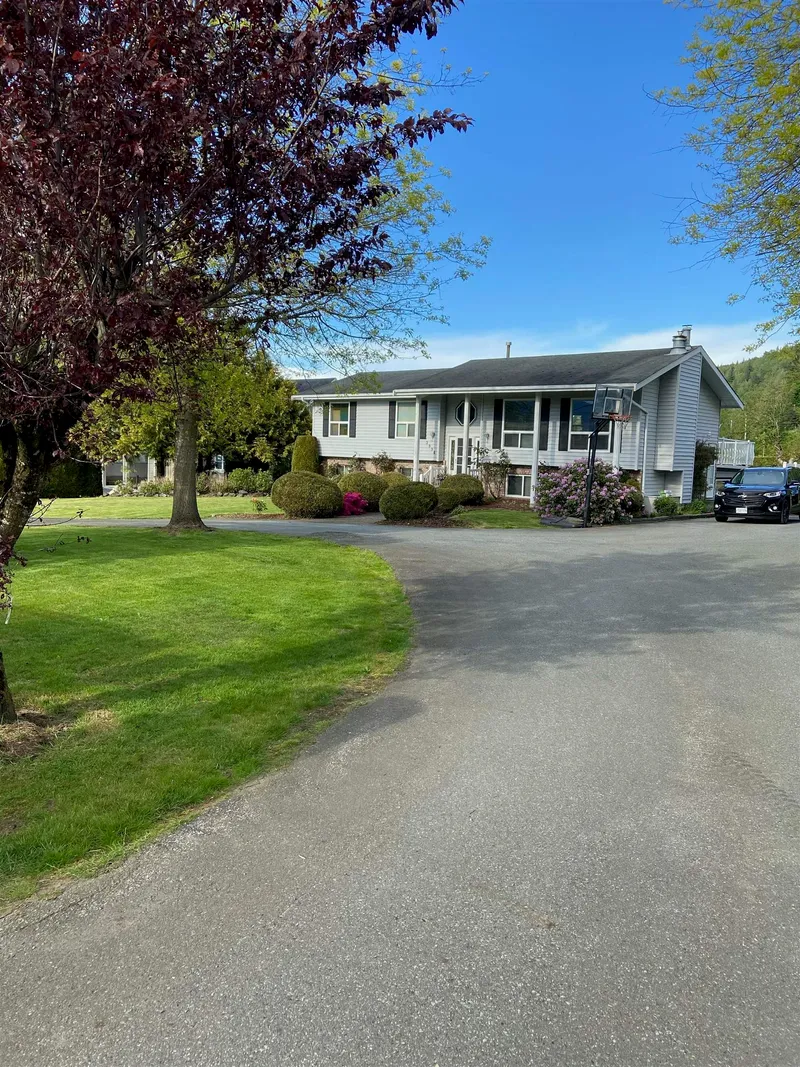 3996 ECKERT STREET - photo 3 of 25