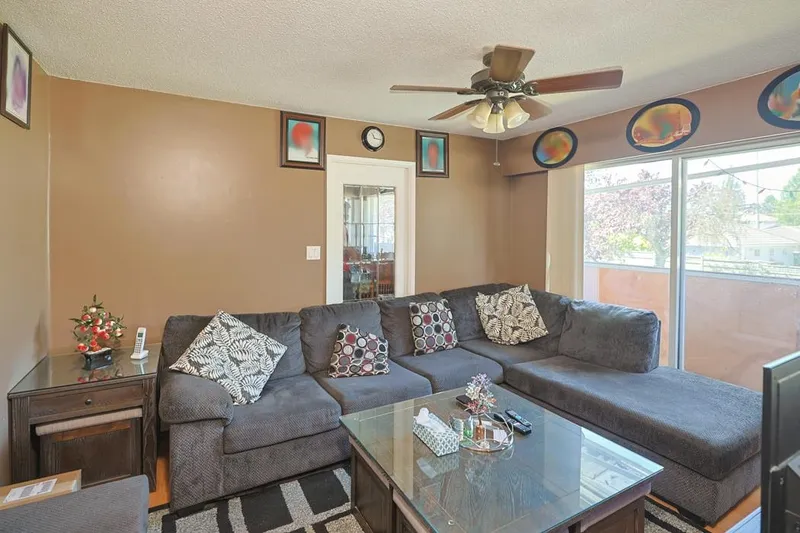 7310 GLADSTONE STREET - photo 3 of 17