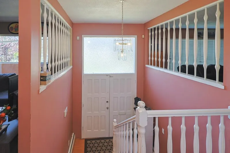 7310 GLADSTONE STREET - photo 4 of 17