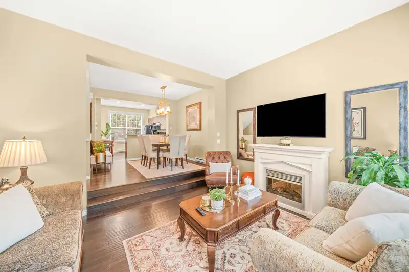 50 15075 60 AVENUE - photo 4 of 31