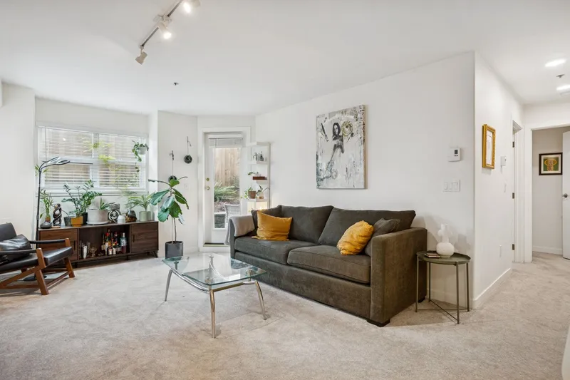 103 1515 E 6TH AVENUE - photo 1 of 24