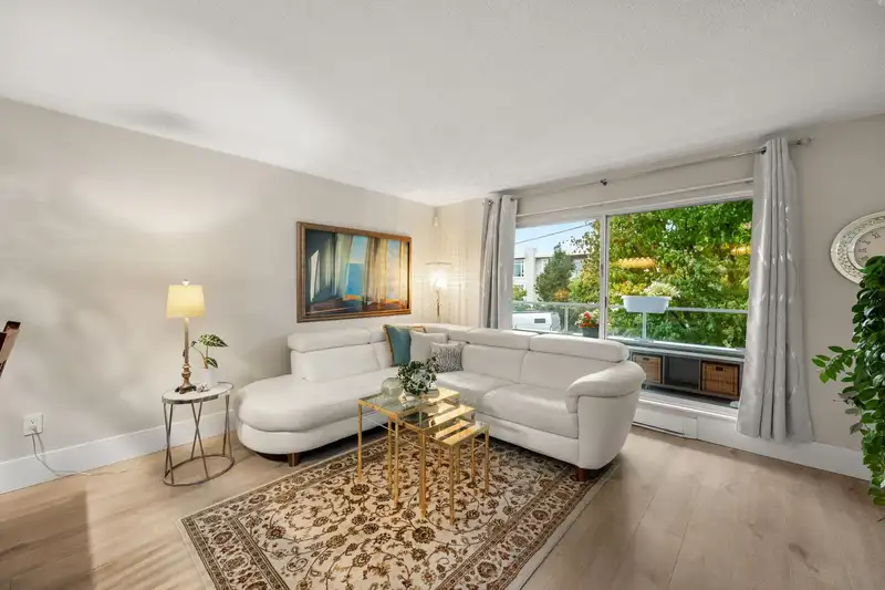 105 1354 WINTER STREET - photo 3 of 33