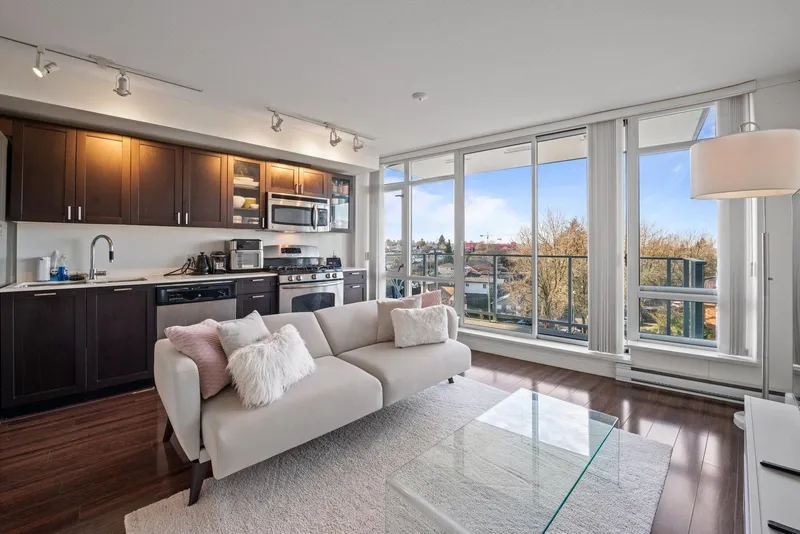 612 4888 NANAIMO STREET - photo 1 of 25