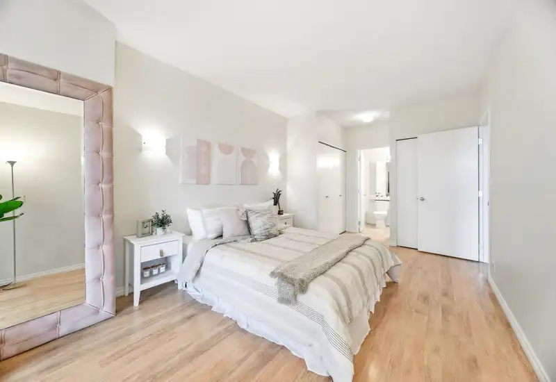 801 8871 LANSDOWNE ROAD - photo 4 of 24