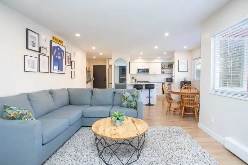 202 1381 MARTIN STREET - photo 1 of 30