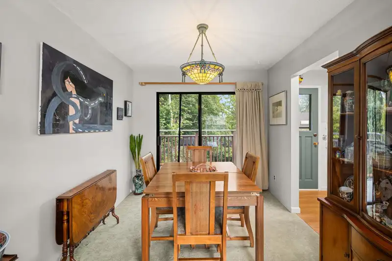 4442 47 STREET - photo 3 of 19