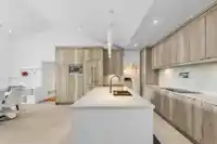 20562 46B AVENUE - thumbnail 8