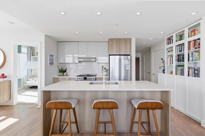 1508 258 NELSON'S COURT - photo 4 of 40
