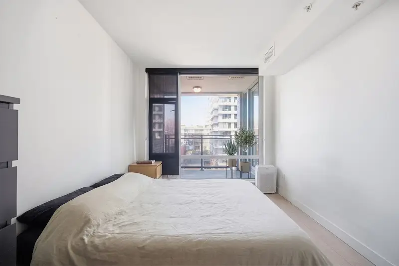 912 8800 HAZELBRIDGE WAY - photo 3 of 17