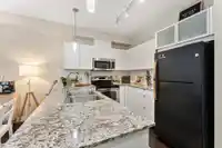 211 9655 KING GEORGE BOULEVARD - thumbnail 9