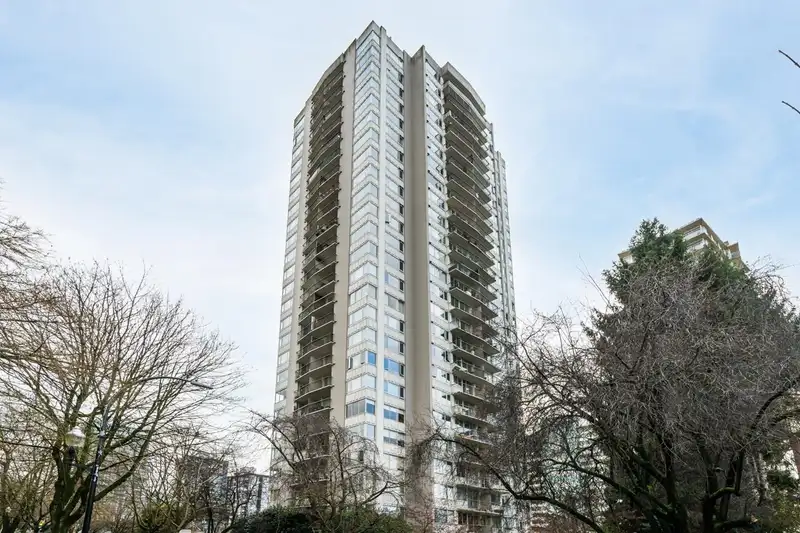 2003 1850 COMOX STREET - photo 1 of 14