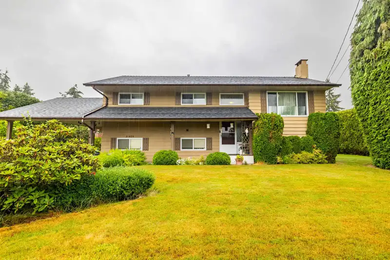 21425 OLD YALE ROAD - photo 1 of 25