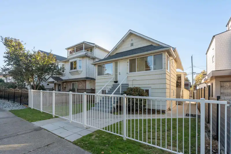 5033 ROSS STREET - photo 2 of 37