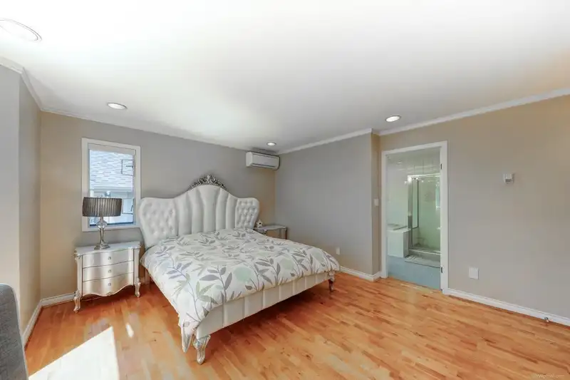 1307 W 46TH AVENUE - photo 3 of 39