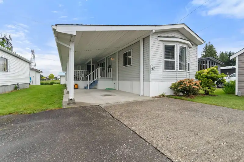 47 6338 VEDDER ROAD - photo 1 of 33