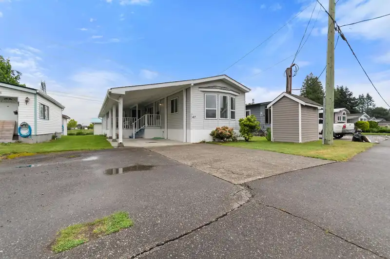 47 6338 VEDDER ROAD - photo 3 of 33