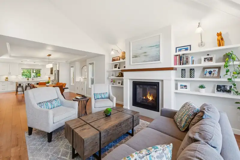 5288 CENTRAL AVENUE - photo 4 of 40