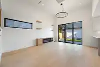 4943 44 AVENUE - thumbnail 5