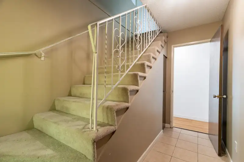 4418 SAVOY STREET - photo 2 of 32