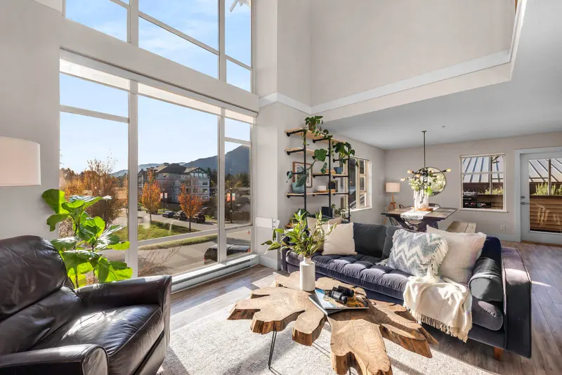 38226 EAGLEWIND BOULEVARD - photo 3 of 25