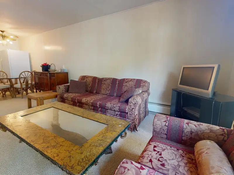 112 1000 KING ALBERT AVENUE - photo 2 of 25