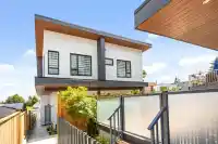 B 4258 SOPHIA STREET - thumbnail 2