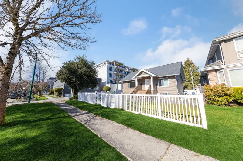 2079 W 46TH AVENUE - photo 2 of 17