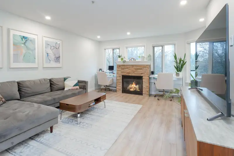 301 7139 18 AVENUE - photo 1 of 24
