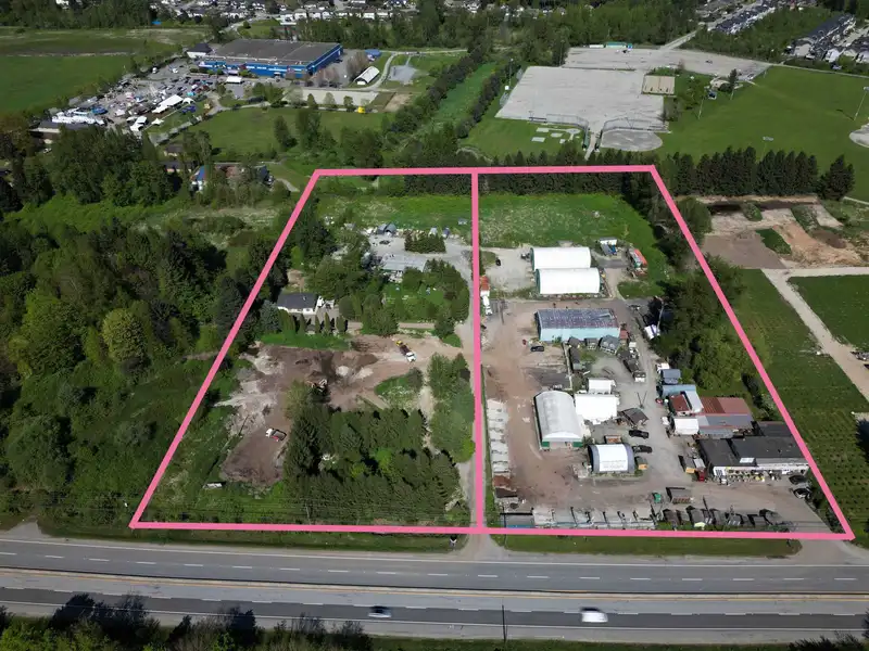 23549 LOUGHEED HIGHWAY - photo 2 of 6