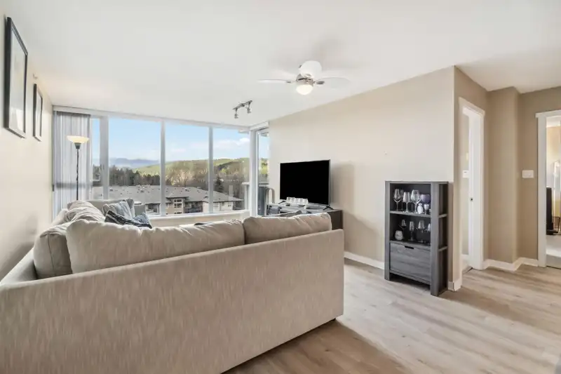 805 651 NOOTKA WAY - photo 4 of 26