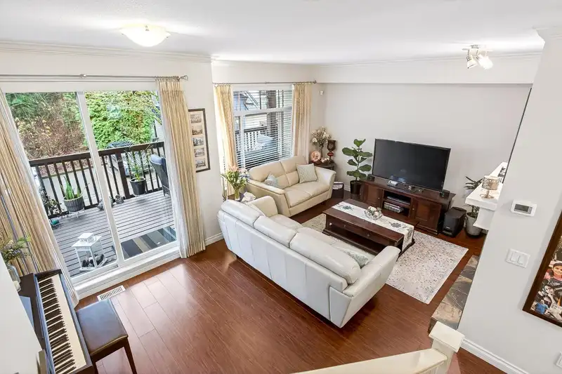 39 50 PANORAMA PLACE - photo 2 of 31