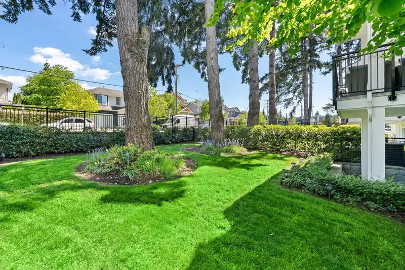 2 3339 148 STREET - photo 1 of 31