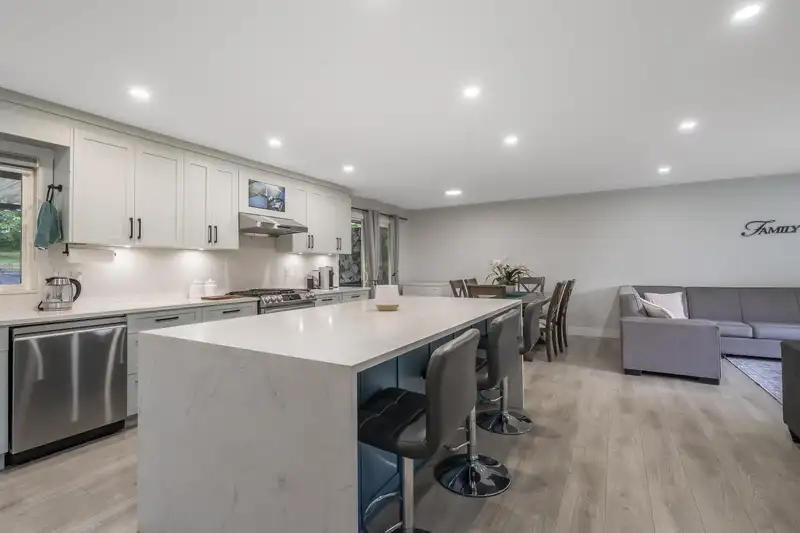27437 12B AVENUE - photo 3 of 40