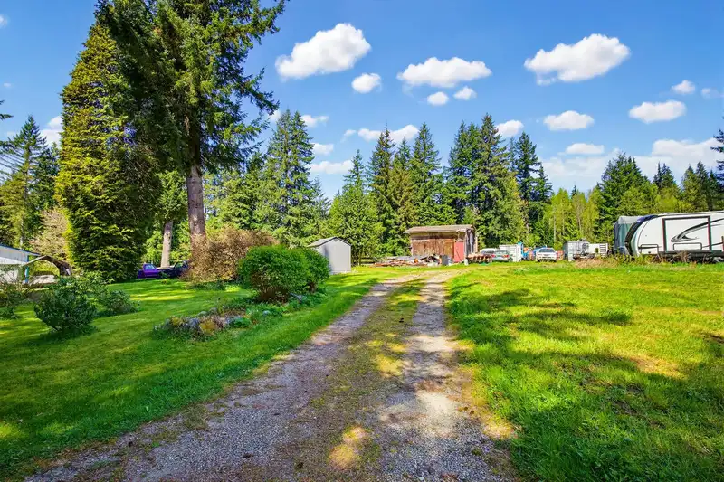32295 DEWDNEY TRUNK ROAD - photo 1 of 40