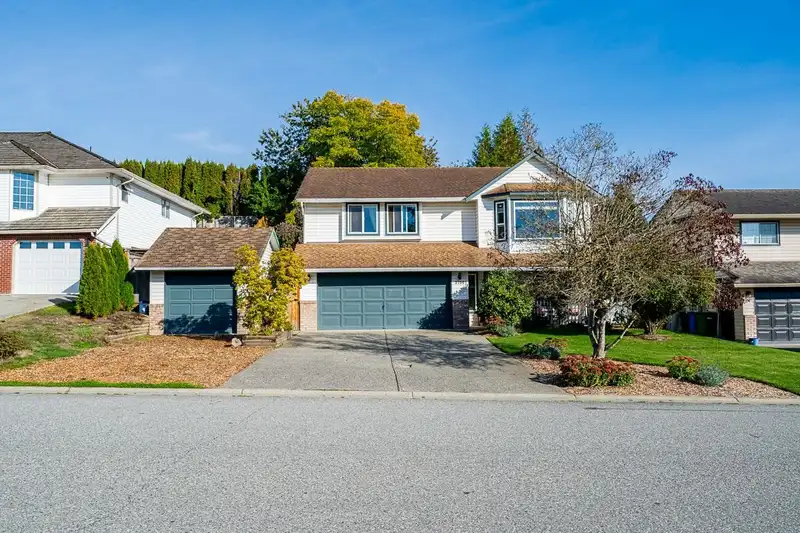 2756 BALDWIN ROAD - photo 2 of 34
