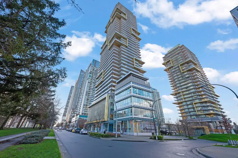 3206 6383 MCKAY AVENUE - photo 1 of 25