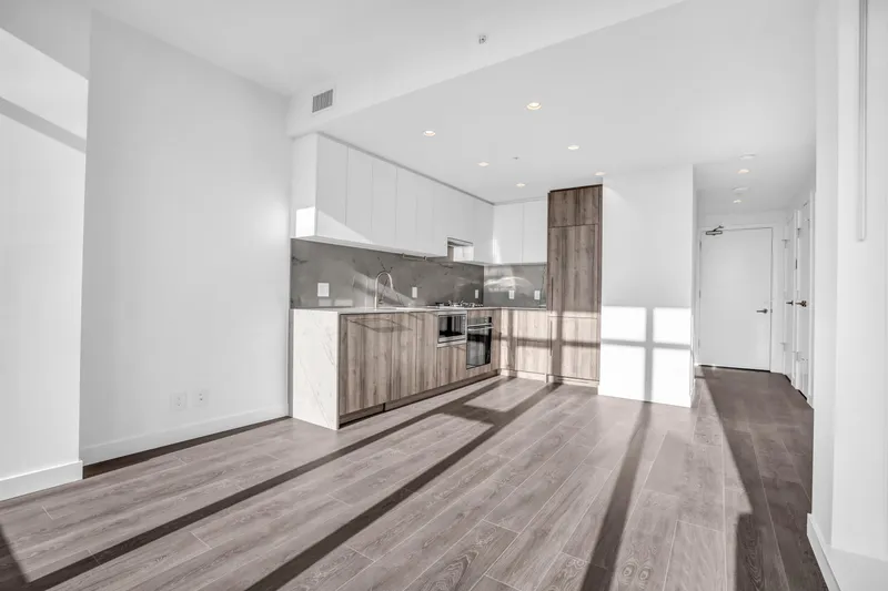 1603 505 NELSON STREET - photo 3 of 17