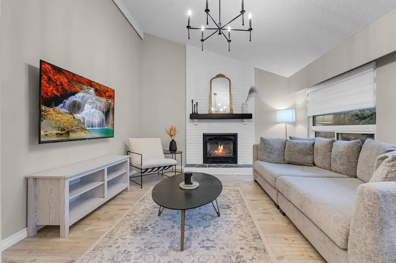 11585 ROYAL CRESCENT - photo 1 of 25