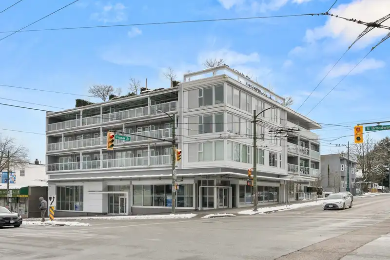 2510 FRASER STREET - photo 4 of 40