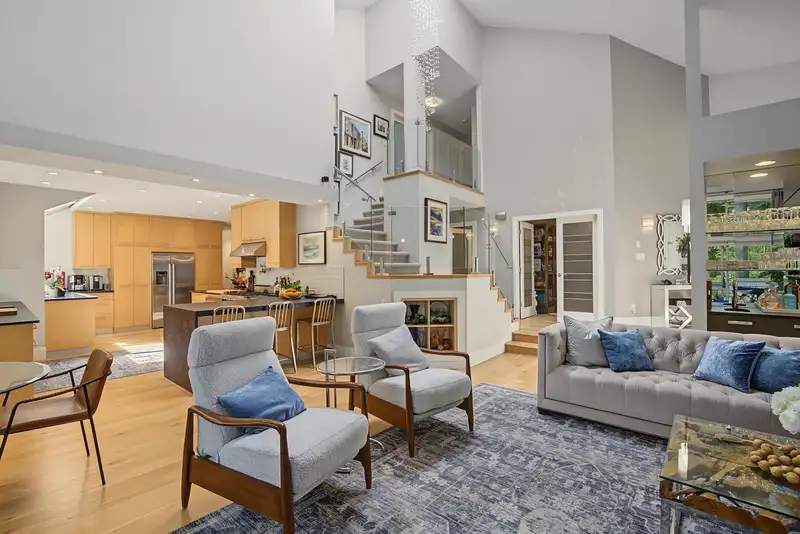 20 1900 INDIAN RIVER CRESCENT - photo 4 of 38