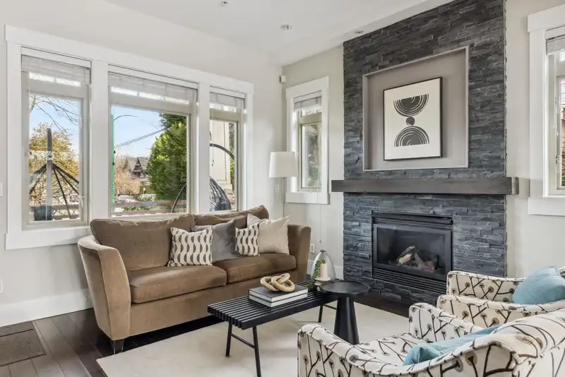 2806 W 7TH AVENUE - photo 4 of 30