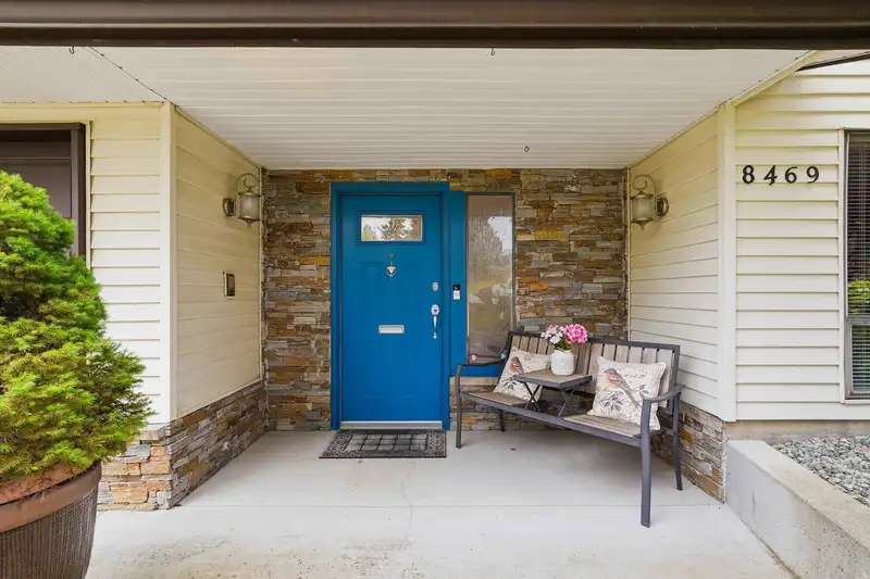 8469 153A STREET - photo 3 of 40