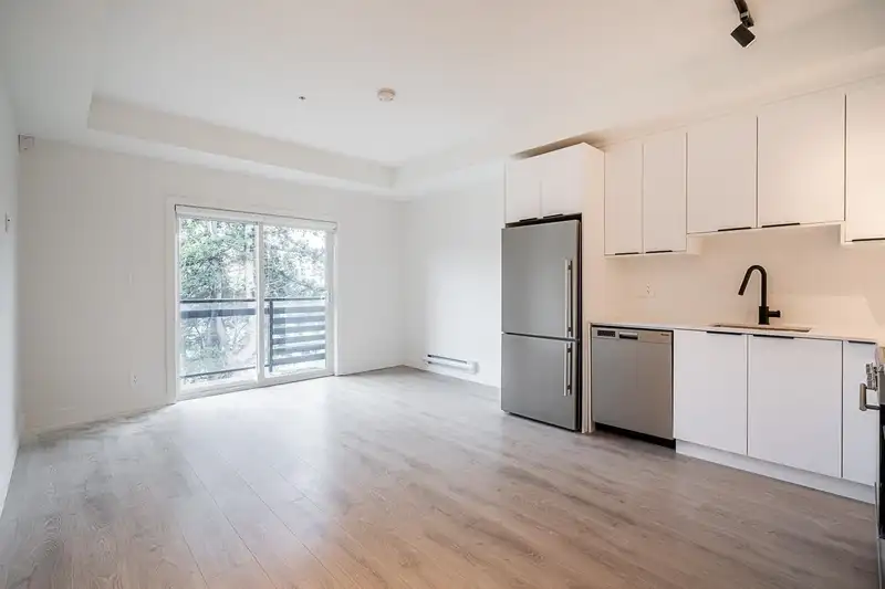 214 10616 132 STREET - photo 4 of 14