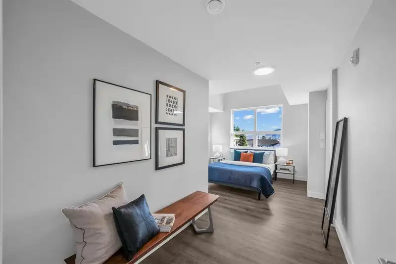 404 5535 HASTINGS STREET - photo 3 of 26