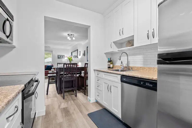 35 315 SCHOOLHOUSE STREET - photo 4 of 21